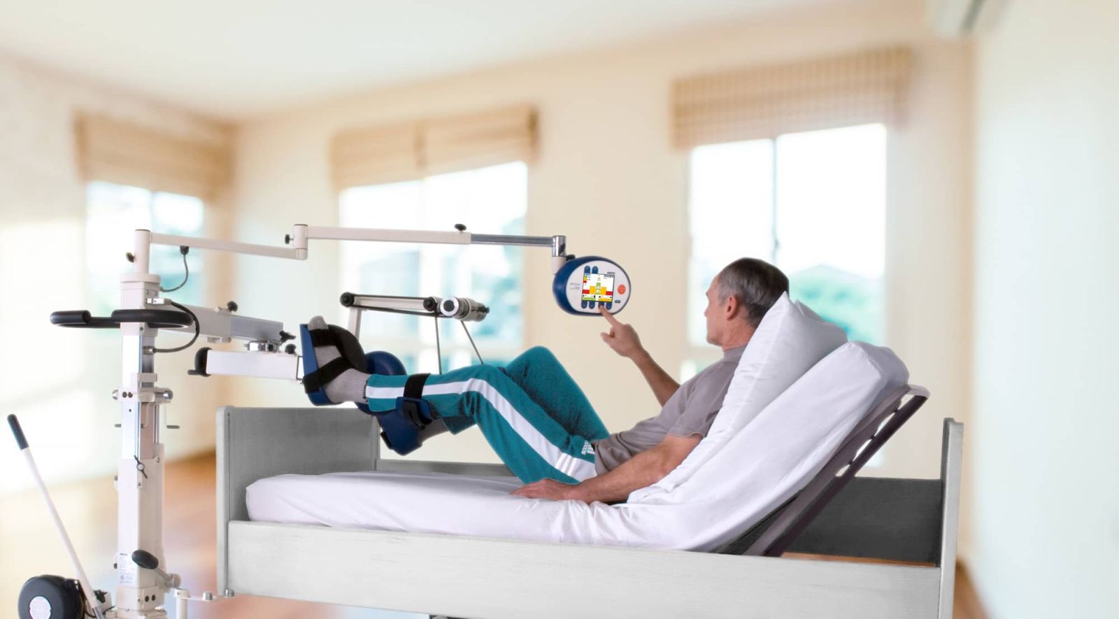 Велоэргометр для активно-пассивной механотерапии лежачих пациентов MOTOmed Letto2