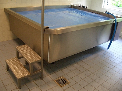 Прямоугольная ванна, нержавеющая сталь