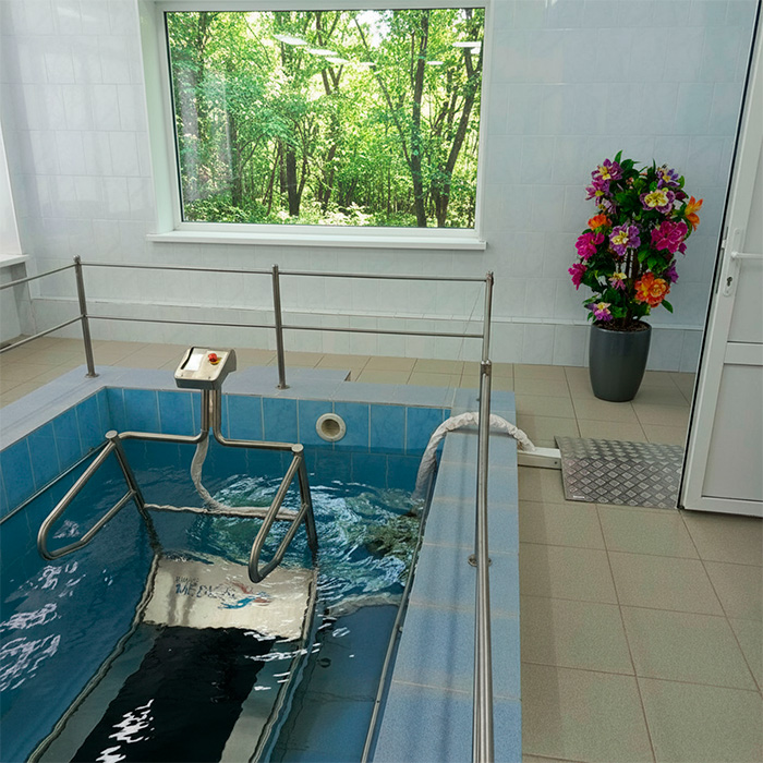 Подводная беговая дорожка Pooltrack в бассейне