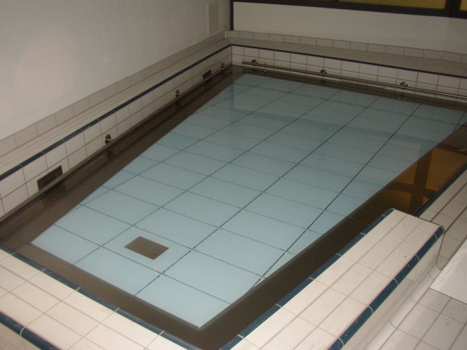 Реабилитационный бассейн с регулировкой глубины 5х3 метра